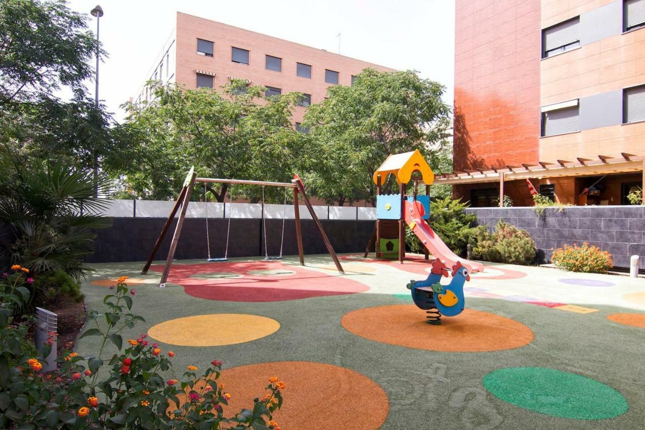 Apartamento Forum-Ciencias Con Piscina, Gym & Parking Granada Exteriör bild