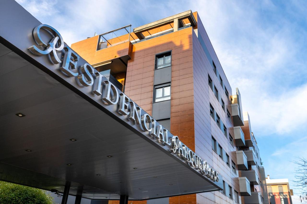 Apartamento Forum-Ciencias Con Piscina, Gym & Parking Granada Exteriör bild