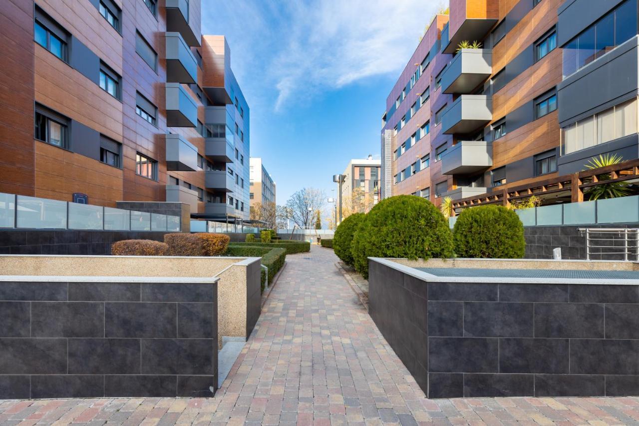Apartamento Forum-Ciencias Con Piscina, Gym & Parking Granada Exteriör bild